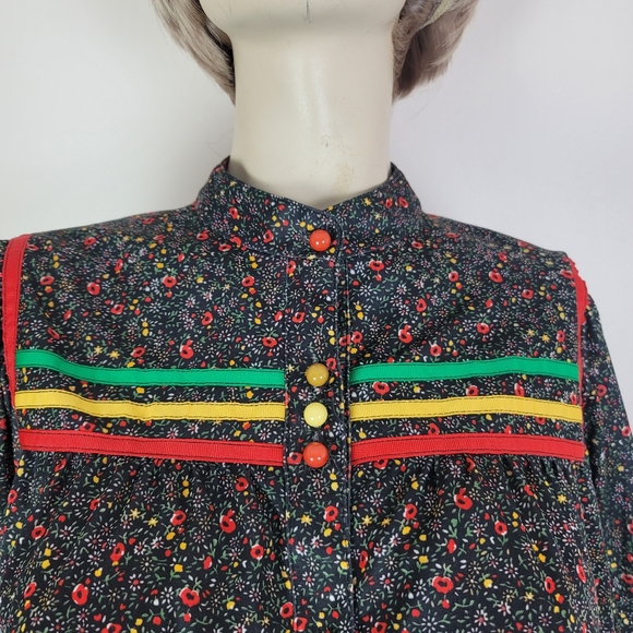 Vintage stranger things vibes floral blouse - Picture 10 of 12